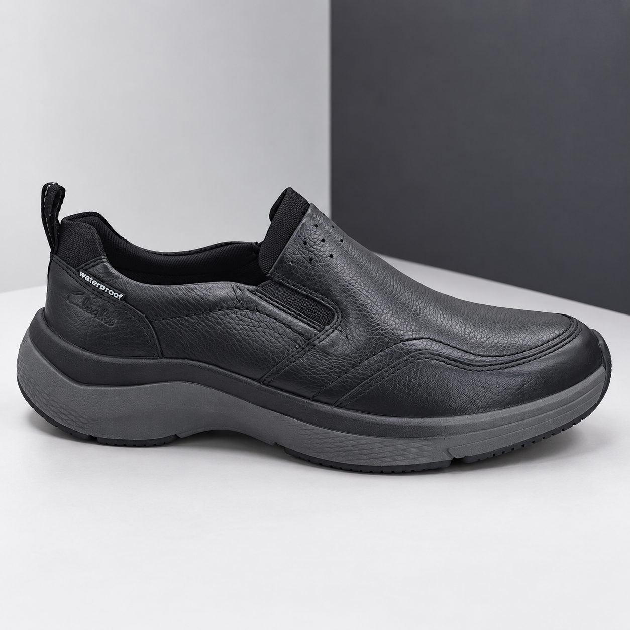 Clarks Black Men's Shoes Walker Series 23 waterproof 13285 — Size: 44
