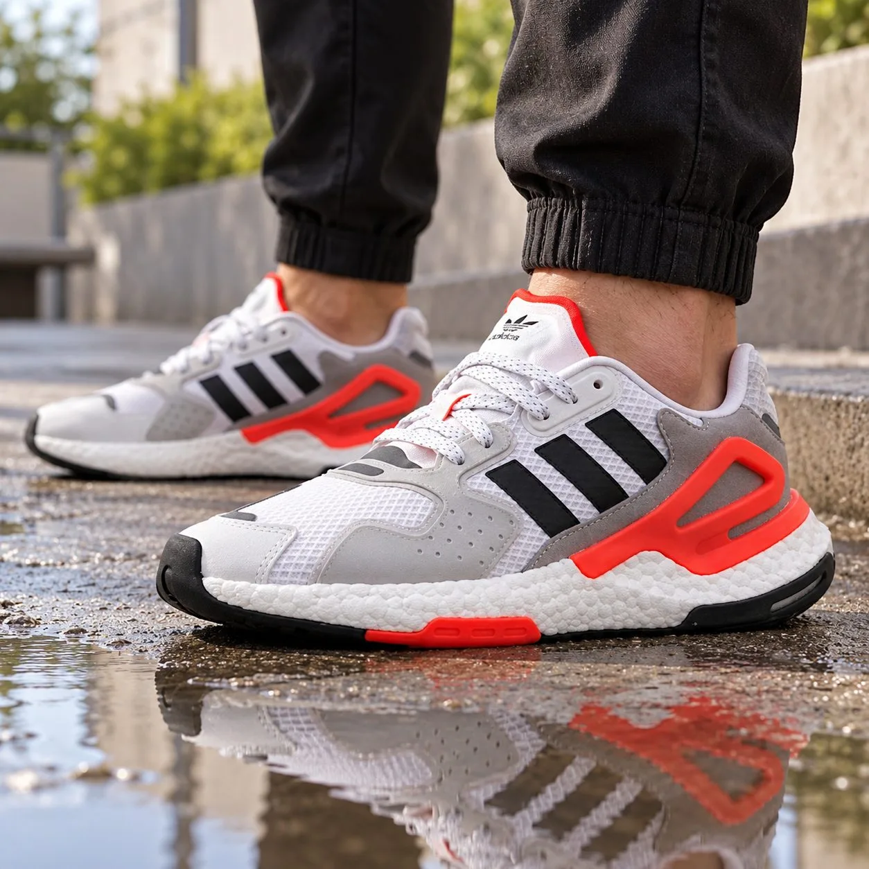 Adidas Day Jogger FY0237 — Size: 42