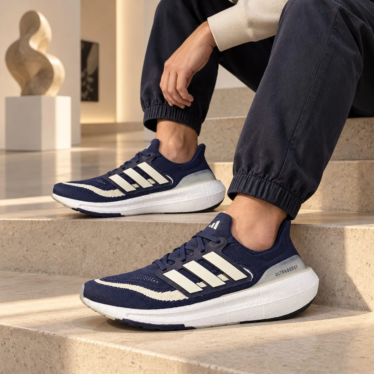 Adidas Ultra Boost light running HP9203 — Size: 43