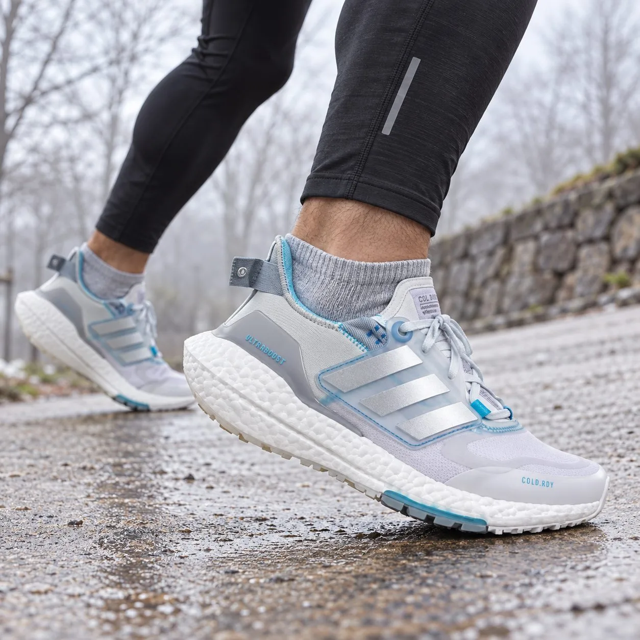 Adidas Ultraboost 22 COLD RDY GZ0128 — Size: 42