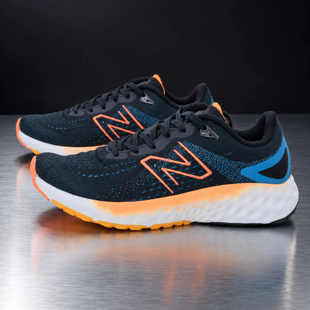 New Balance Fresh Foam Evoz v2 — Size: 44