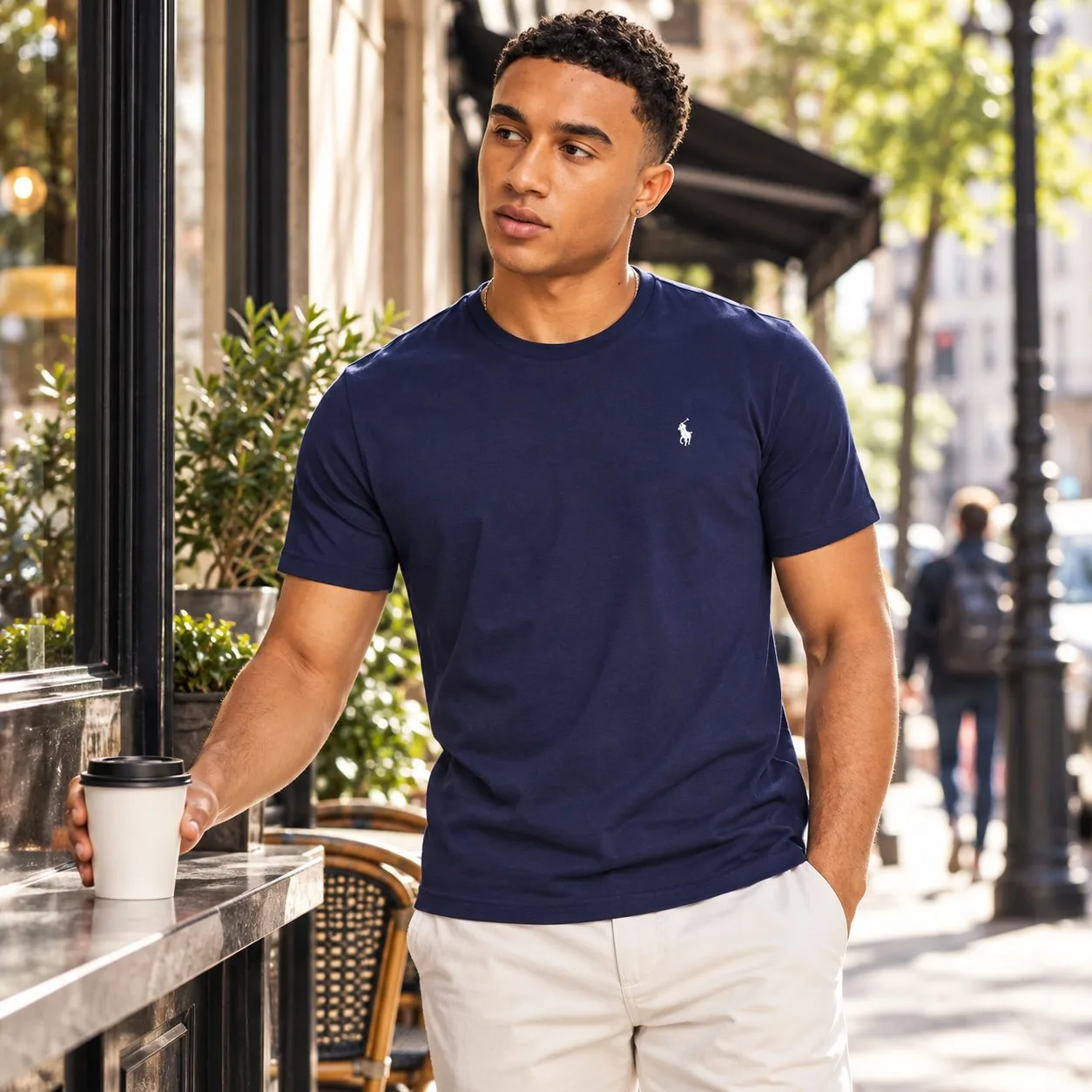 Polo Ralph Lauren shirt — Navy blue size L — navy T-shirt worn on a city coffee stop